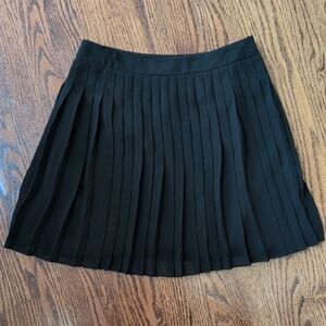 LOFT Black Pleated Mini Skirt 2P